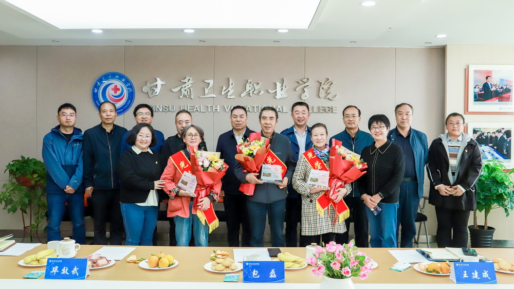 1698913929736020730.jpg 441babb4496f3e7721ede0d3c5530f0_调整大小.jpg