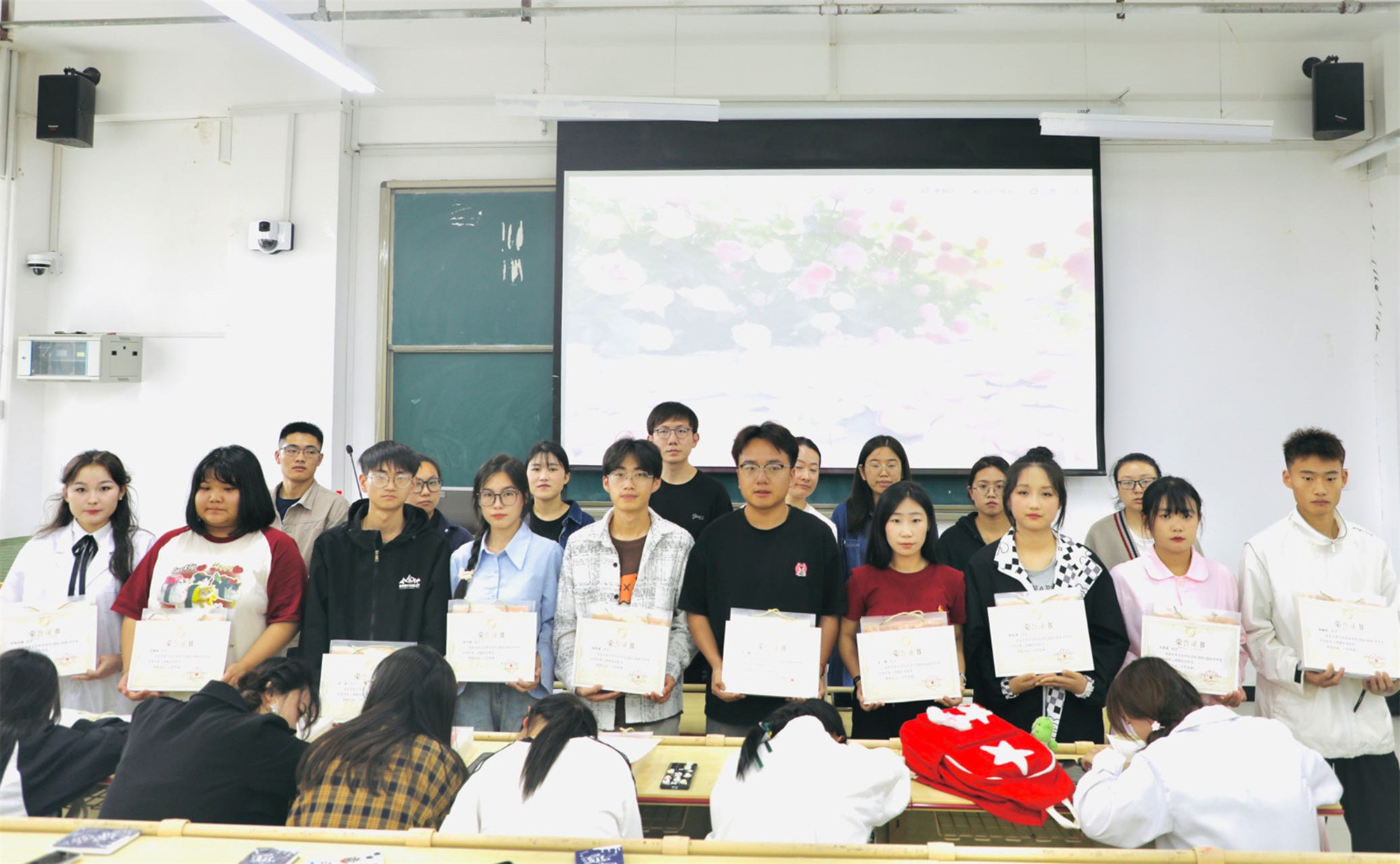 1718955920441094197.jpg 1.jpg