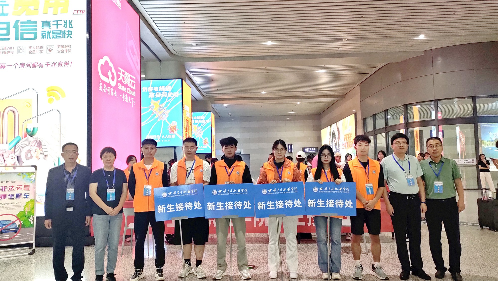 1725111986563033085.jpg 862030244854937017.jpg