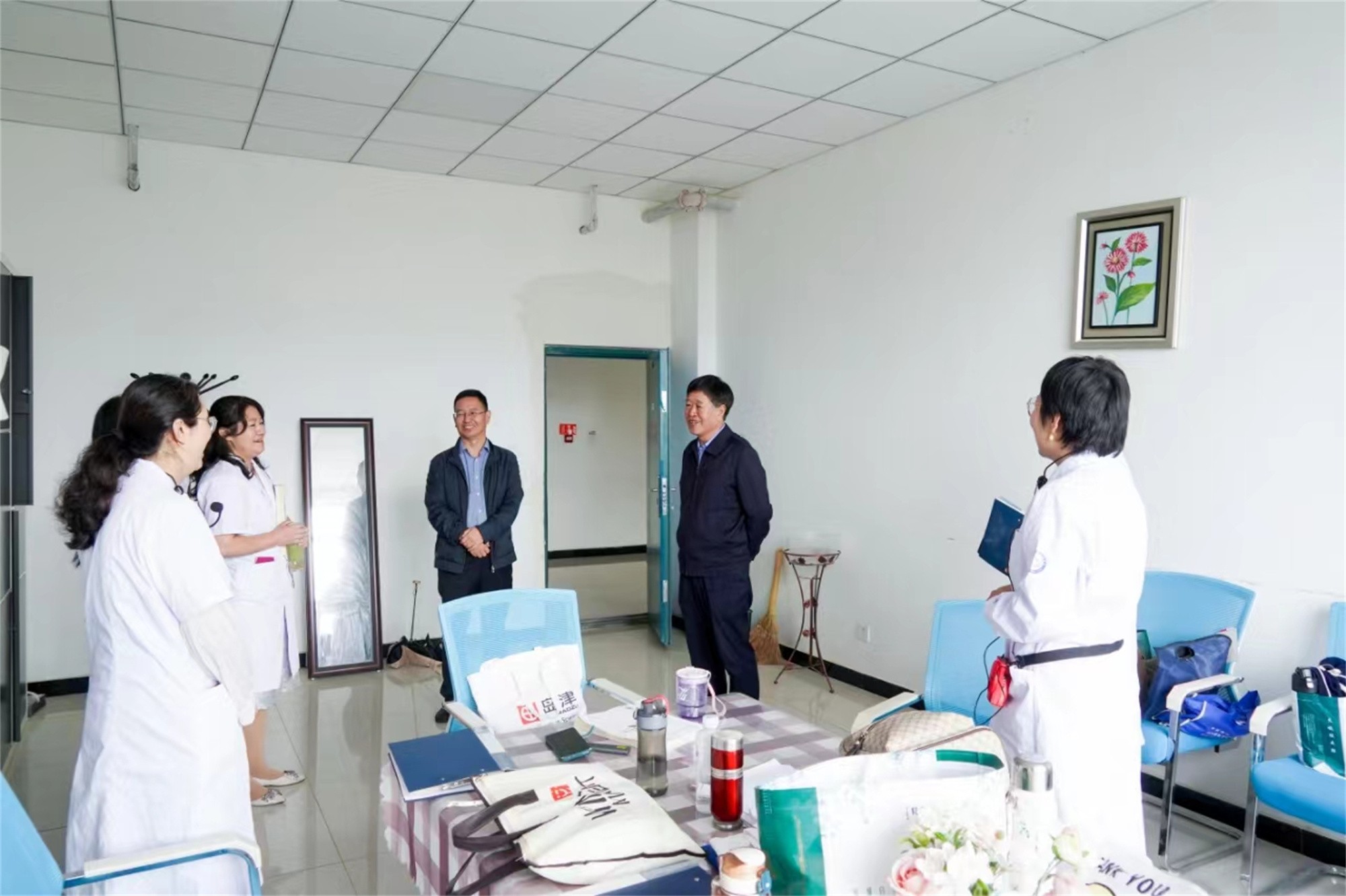 1725954518995098619.jpg bb998f2bff3f1daada0fe5a5bb4dcbf.jpg